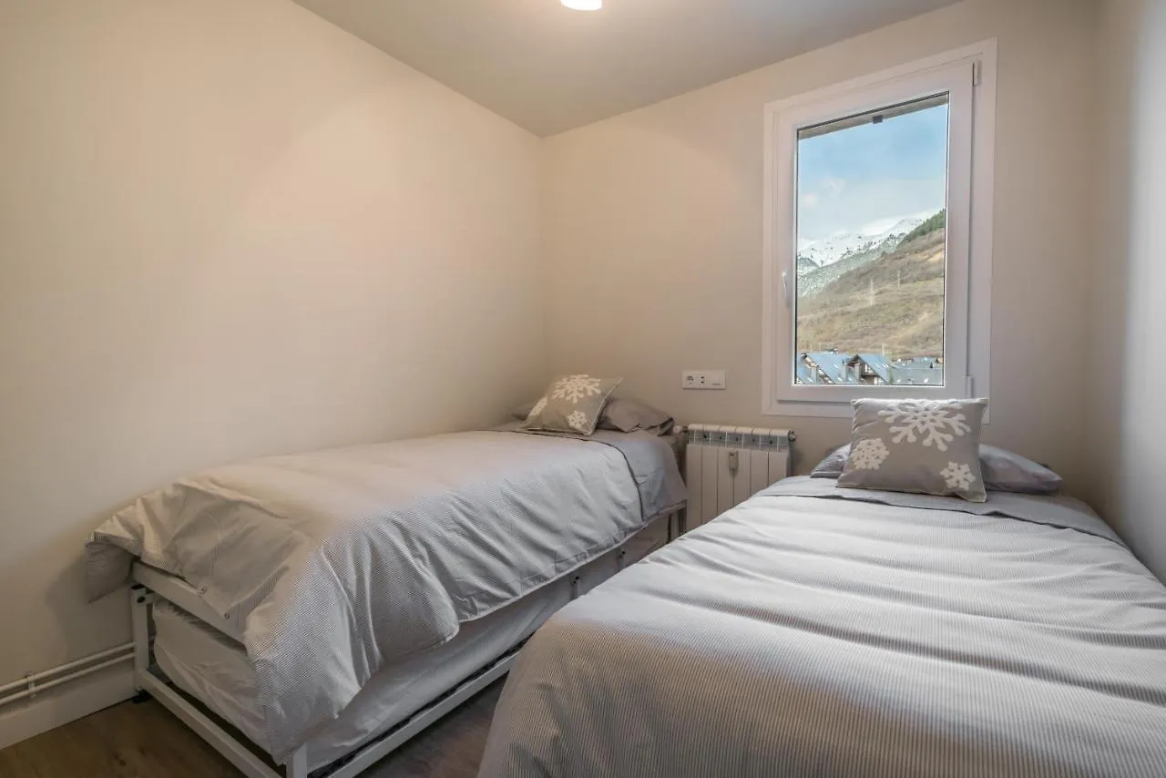 Lua Apartment Vielha Spain